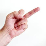 middle finger in spanish