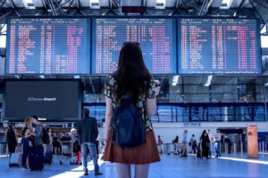 20 Most Important Spanish Phrases to Use in the Airport